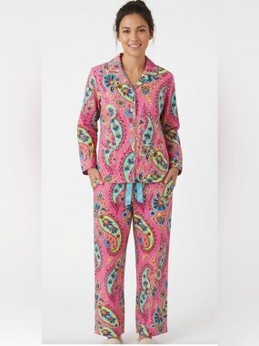 NWT Nick & Nora Pink Paisley Long Sleeve Pajama Set - Size M